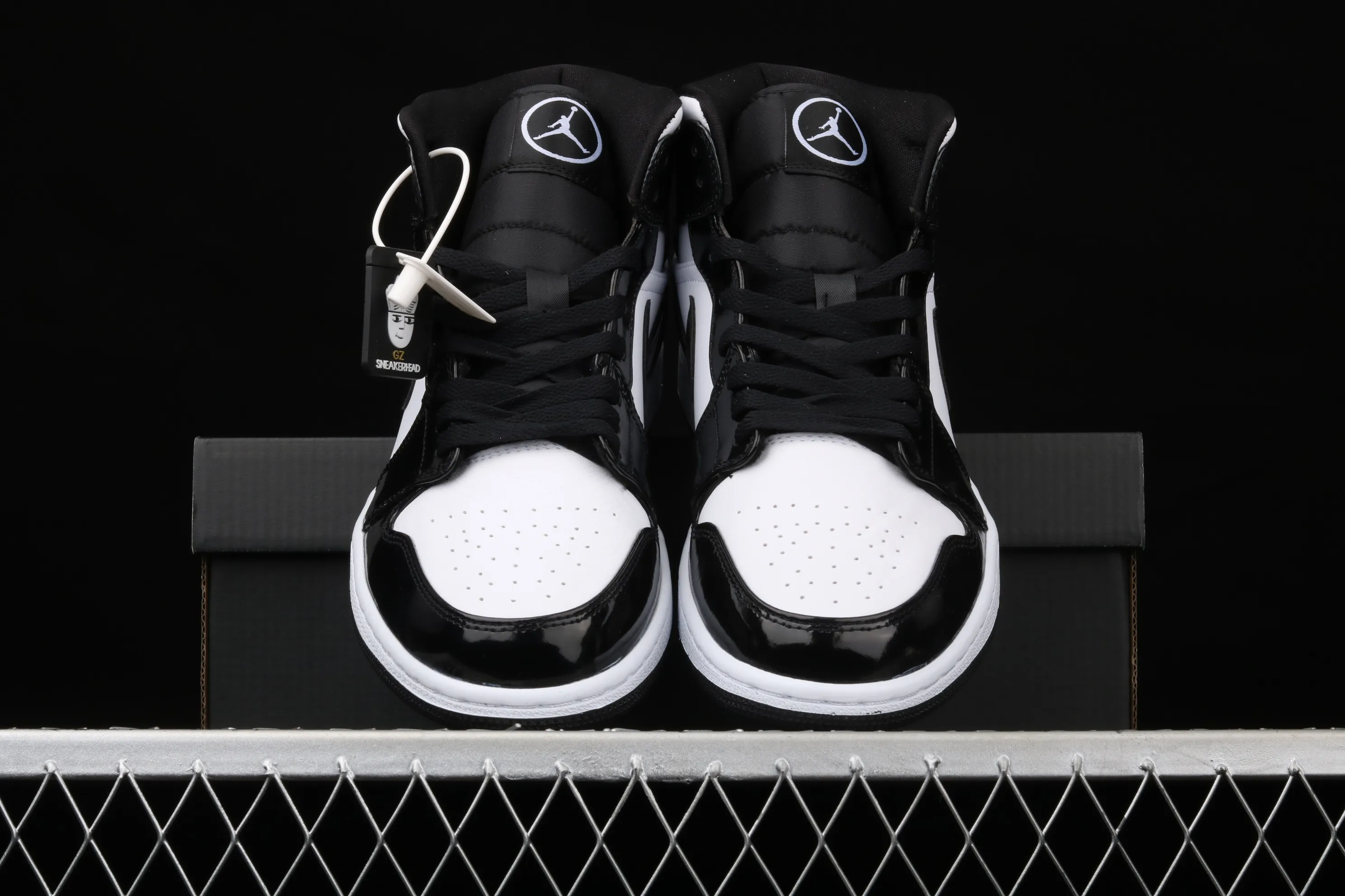 All Categories Air Jordan Jordan Series Basketball Shoes Air Jordan 1 Mid Air Jordan 1 Mid "All-Star" AJ1 Joe 1 China All-Star Black and White Patent Leather Mid-top Versatile Casual Sports Shoes DD1649-001